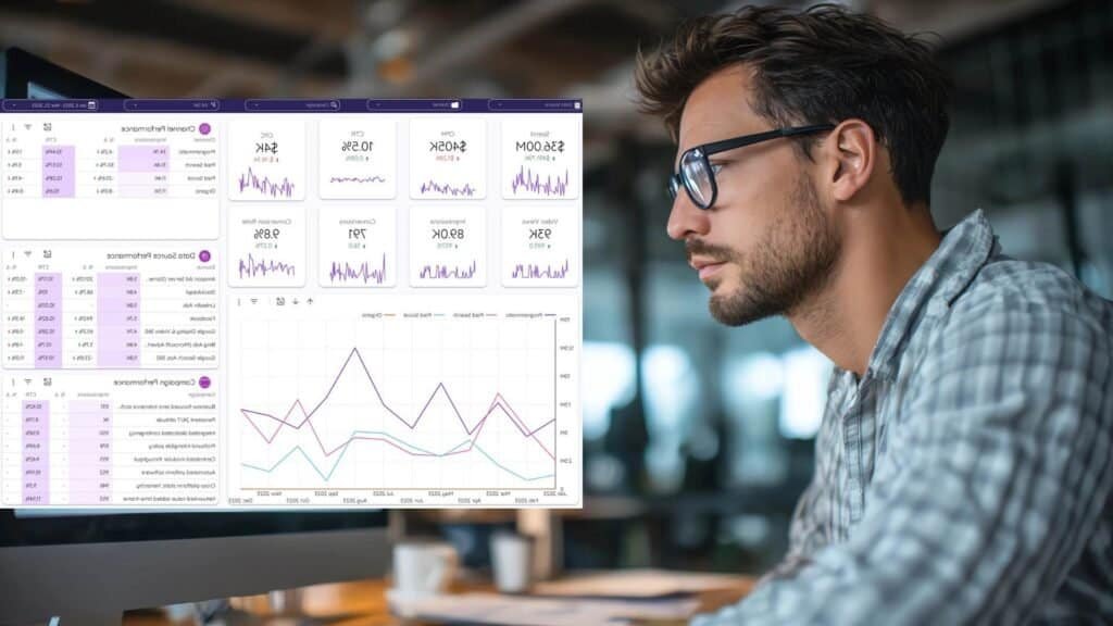 consultor google ads cdmx analizando campañas publicitarias y resultados de conversion